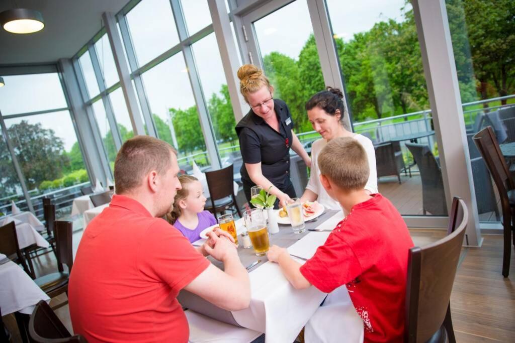 Ferienwohnung Schlossblick Güstrow Exterior foto